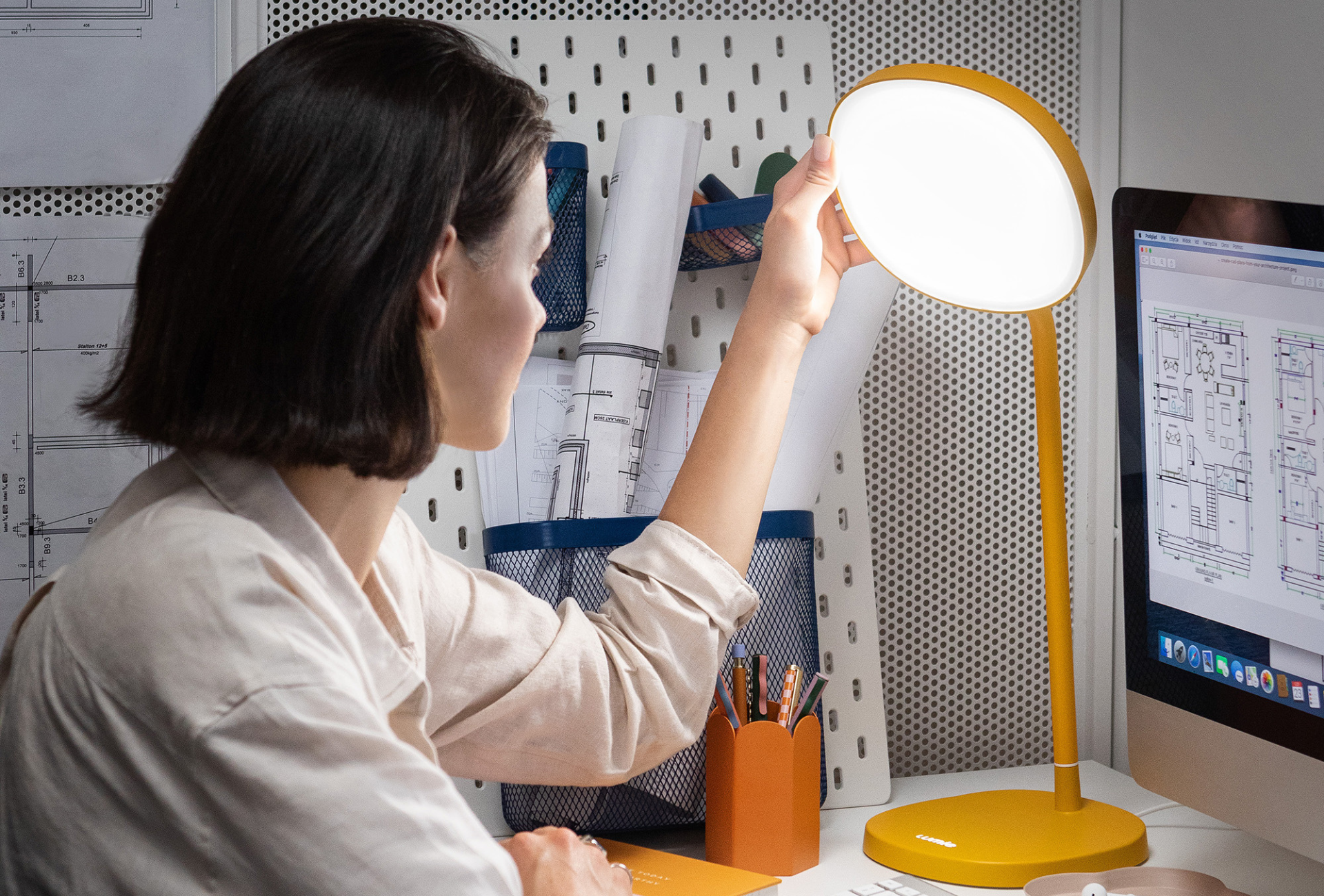 Light therapy workshop: a new perspective on health in the workplace