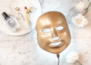 Tipps & Tricks Light-therapy Golden Facial Mask